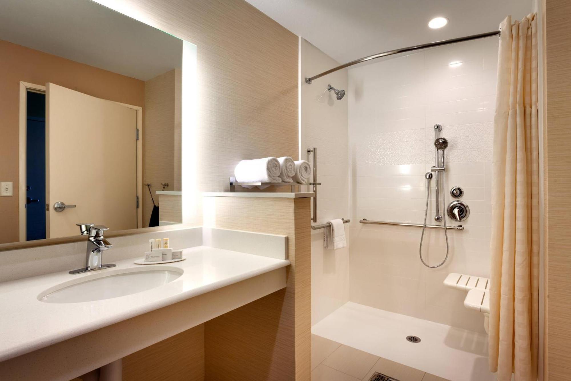 Fairfield Inn & Suites By Marriott Salt Lake City Мидвейл Экстерьер фото